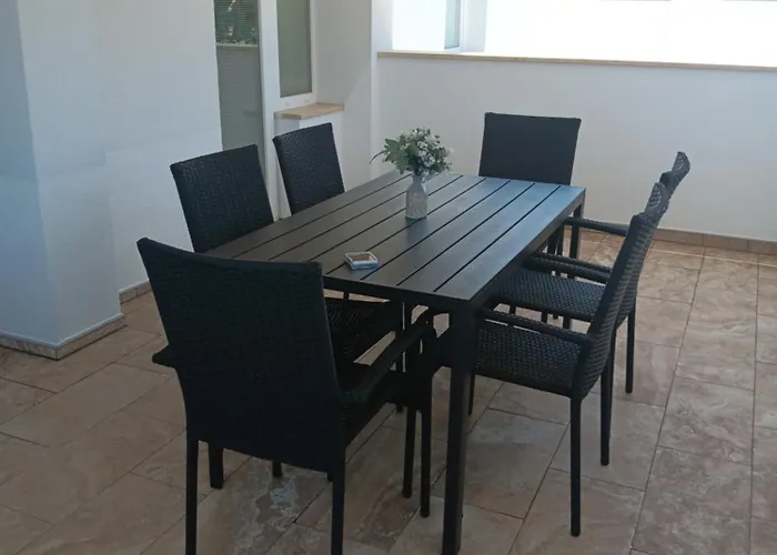 Apartment Kika *