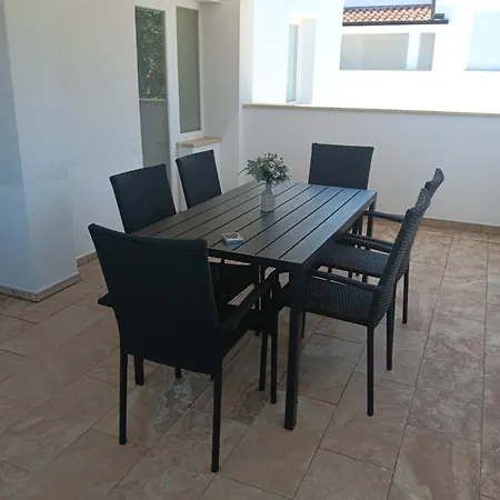 Appartement Kika *