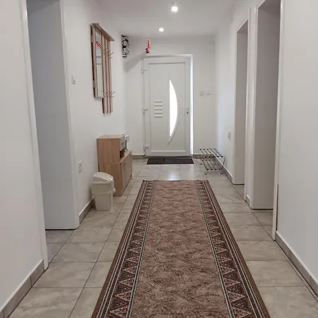 Kika Apartment