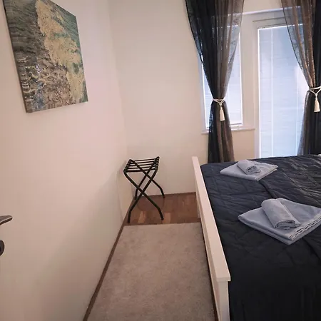 Kika Apartment *